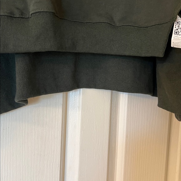 Cropped sweatshirt size M - Picture 5 of 6